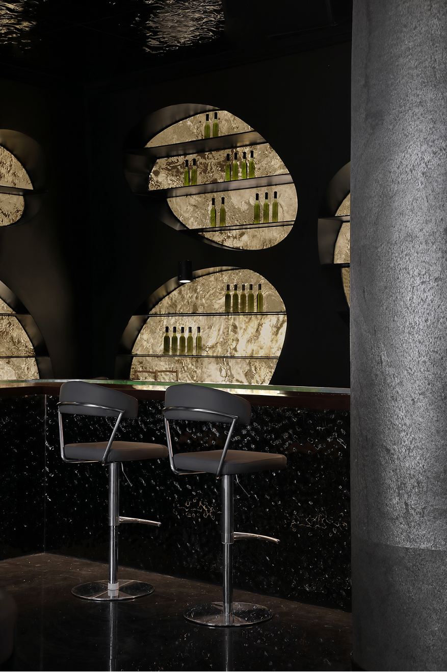 Boutique Hotel Welcome Bar — LumiSlate™ Dynamic Backlit Façade